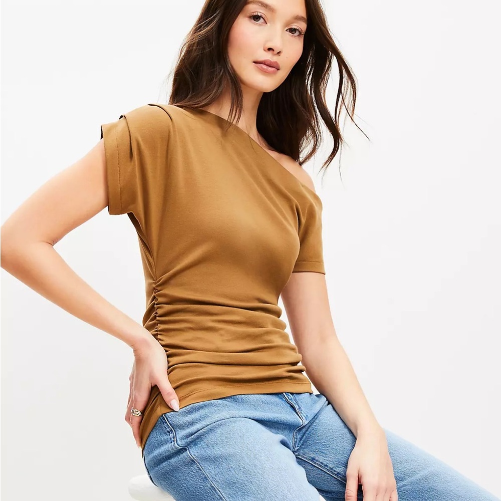 LOFT off shoulder Short Sleeve Top